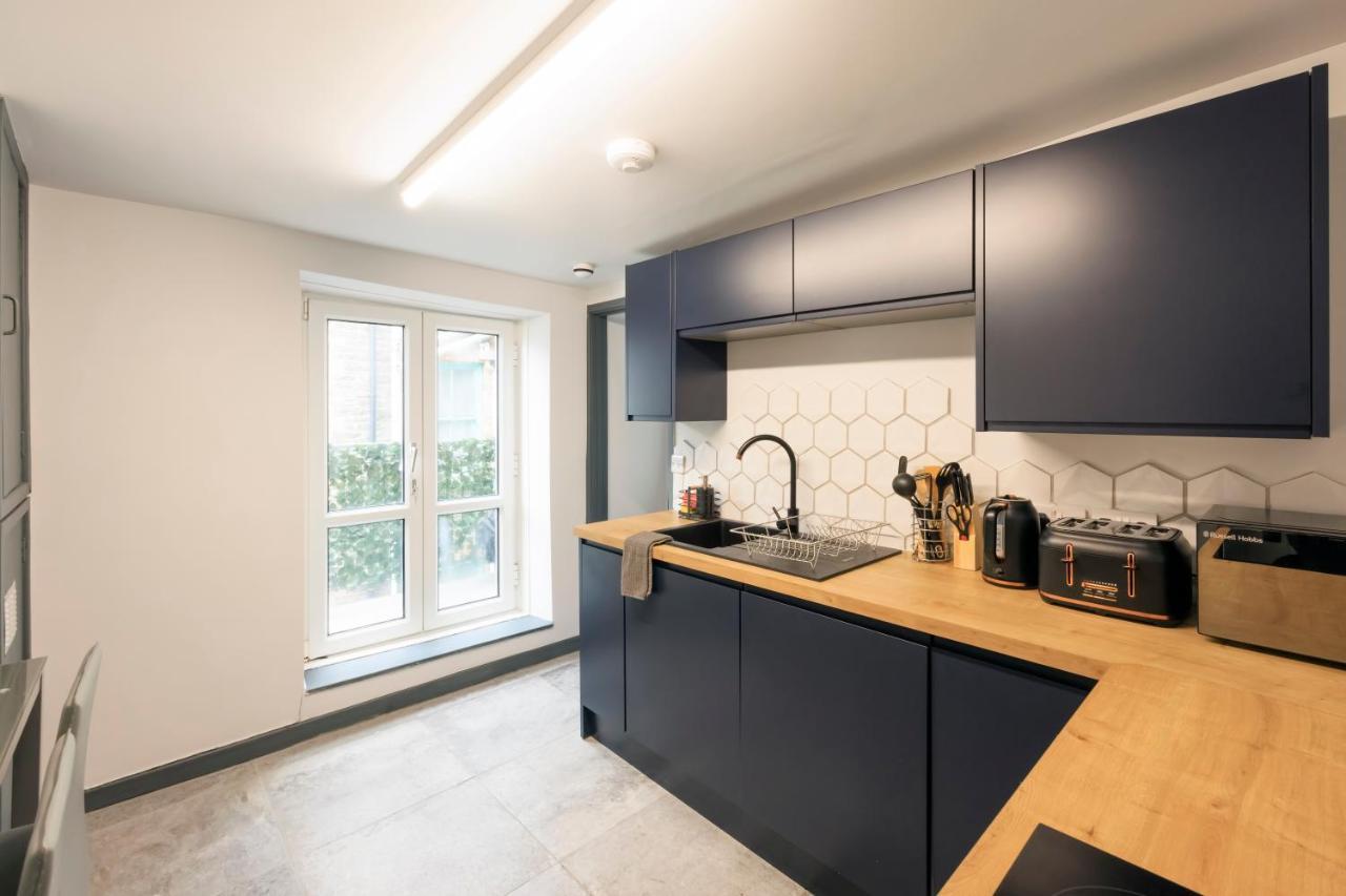 Seafront Apartment With Balcony, Parking And Sea Views Aberystwyth Exteriör bild