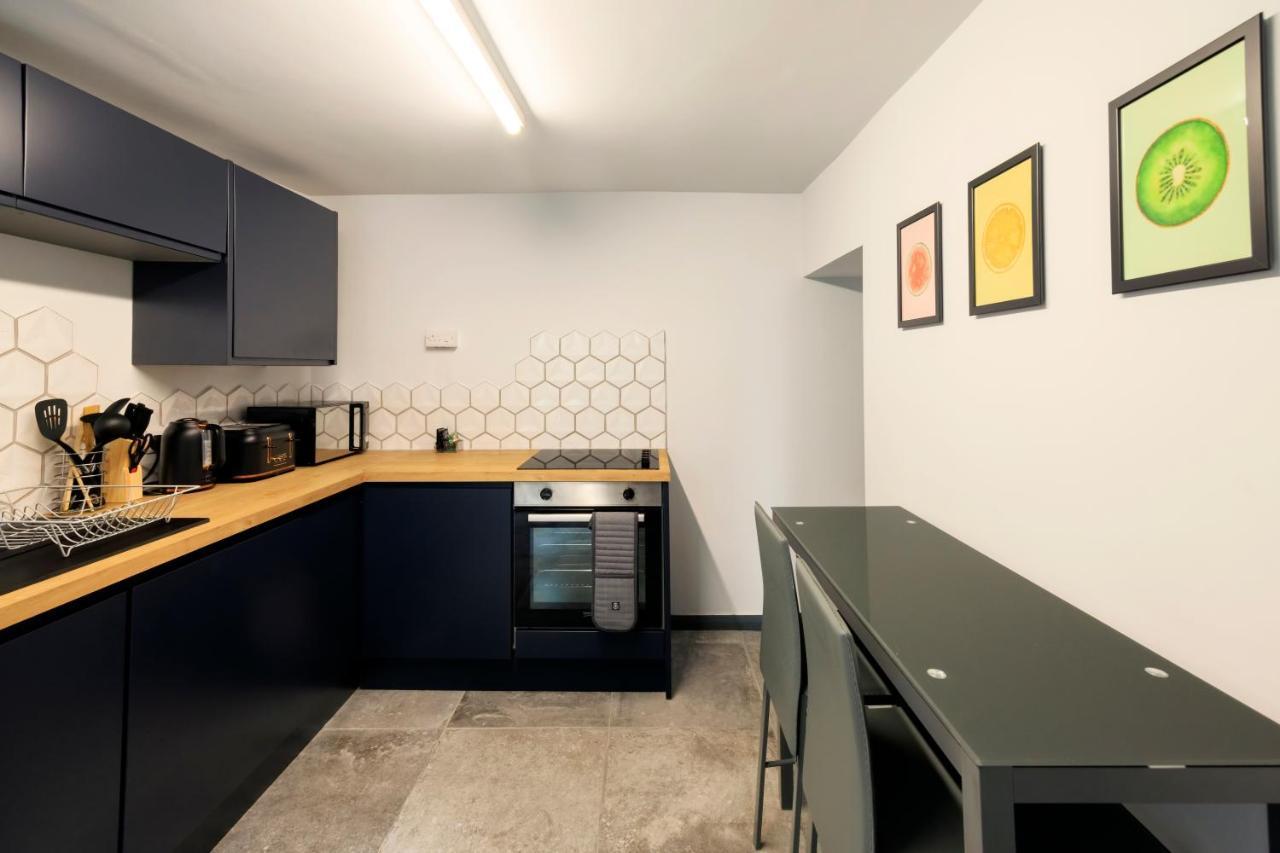 Seafront Apartment With Balcony, Parking And Sea Views Aberystwyth Exteriör bild